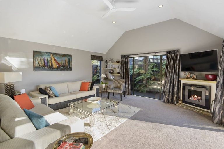 Photo of property in 147a Hamilton Avenue, Ilam, Christchurch, 8041