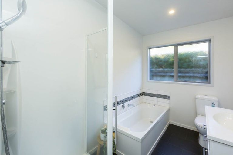 Photo of property in 16 Lane Street, Wallaceville, Upper Hutt, 5018