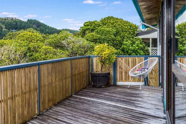 Photo of property in 29 James Cook Drive, Whitby, Porirua, 5024