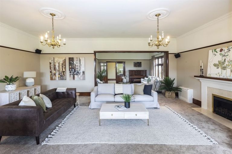 Photo of property in 121 Weston Road, St Albans, Christchurch, 8052