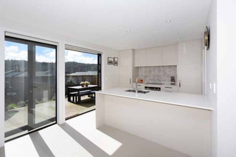 Photo of property in 6 Tilly Lane, Huapai, Kumeu, 0810