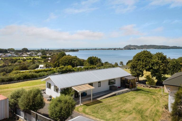 Photo of property in 133a Athenree Road, Athenree, Katikati, 3177