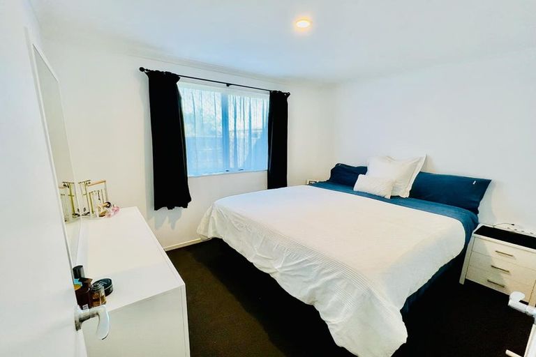 Photo of property in 28 Railway Terrace East, Glentunnel, Sheffield, 7673