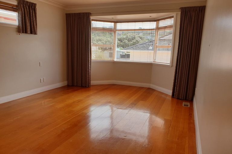 Photo of property in 333 The Parade, Island Bay, Wellington, 6023