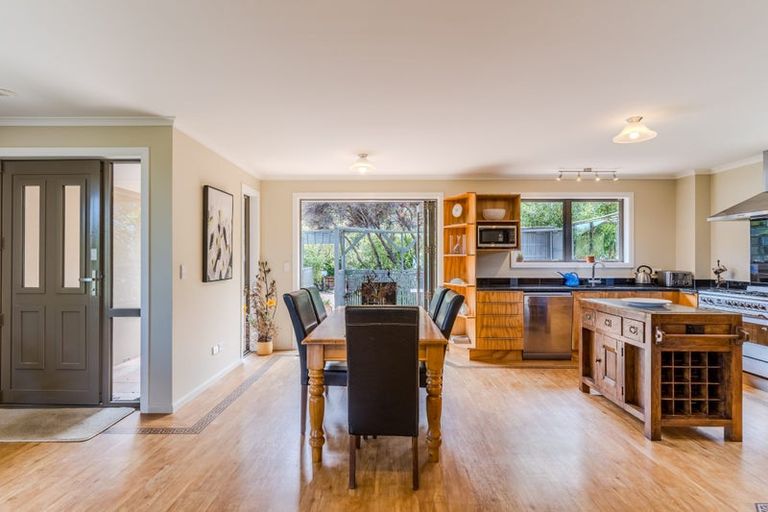 Photo of property in 50 Ellesmere Street, Ravensbourne, Dunedin, 9022