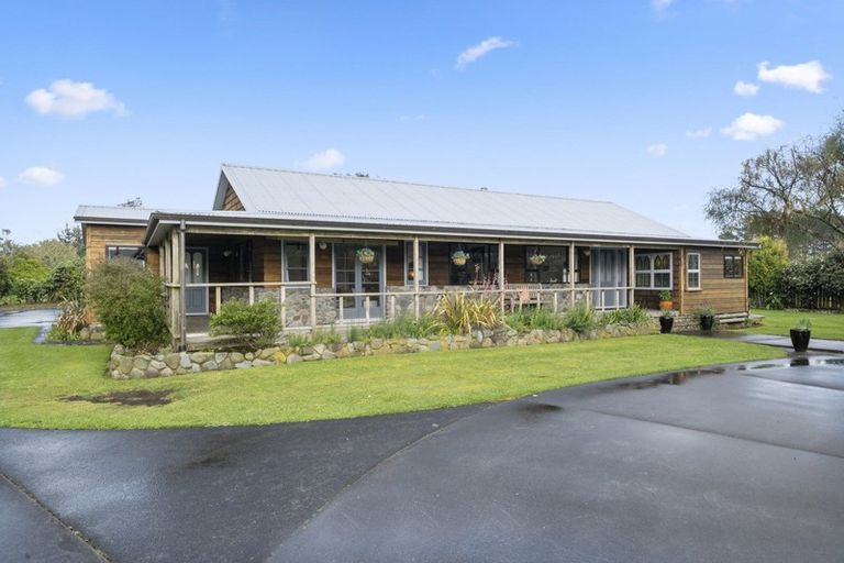 Photo of property in 8a Carthew Street, Okato, 4335