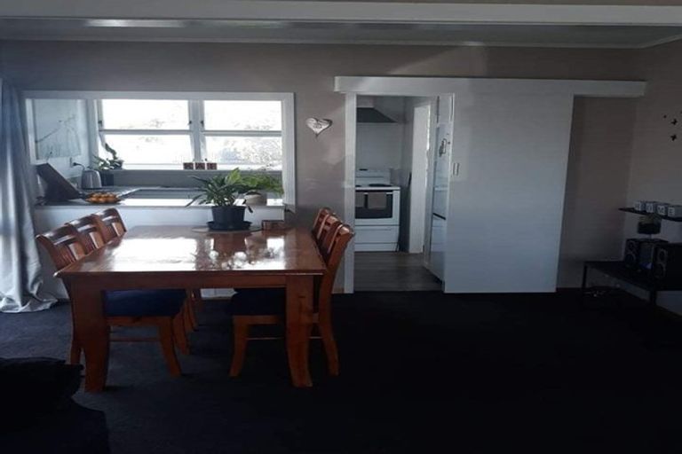 Photo of property in 22 Kettle Avenue, Awapuni, Palmerston North, 4412