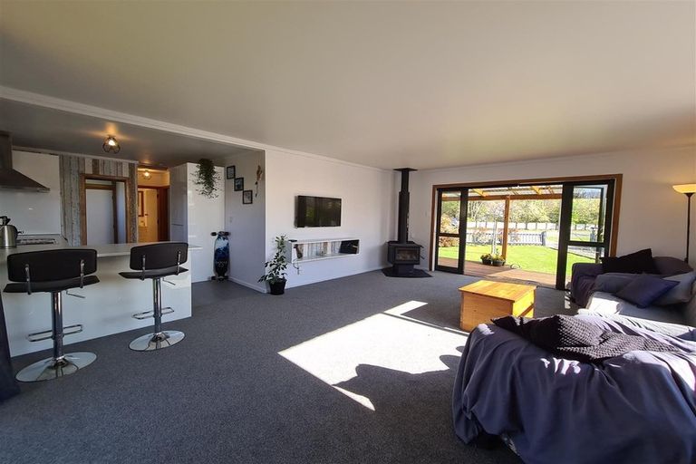 Photo of property in 37 Rochfort Street, Otane, 4202