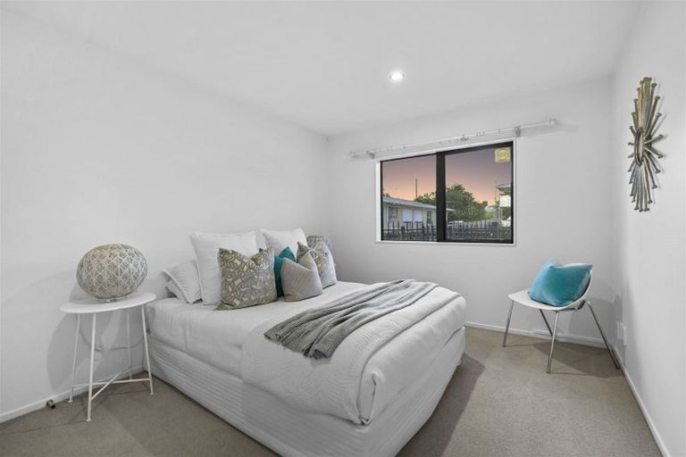 Photo of property in 209a Forrest Hill Road, Forrest Hill, Auckland, 0620