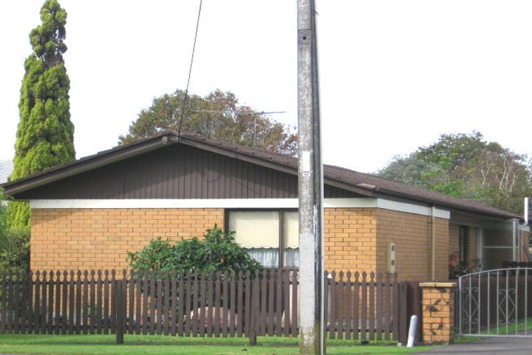 Photo of property in 9 Rathgar Road, Henderson, Auckland, 0610