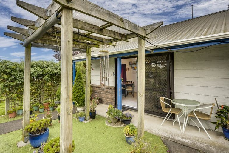 Photo of property in 2/17 Wharerangi Road, Tamatea, Napier, 4112