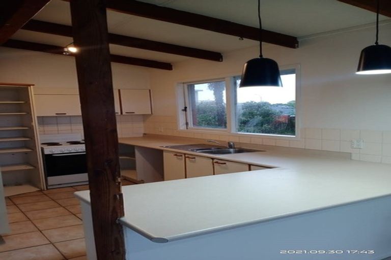 Photo of property in 153 Gossamer Drive, Pakuranga Heights, Auckland, 2010