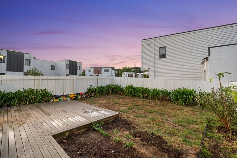 Photo of property in 2 Ketu Court, Albany Heights, Auckland, 0632