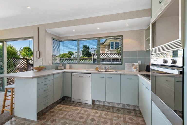 Photo of property in 23 Rowesdale Drive, Ohauiti, Tauranga, 3112