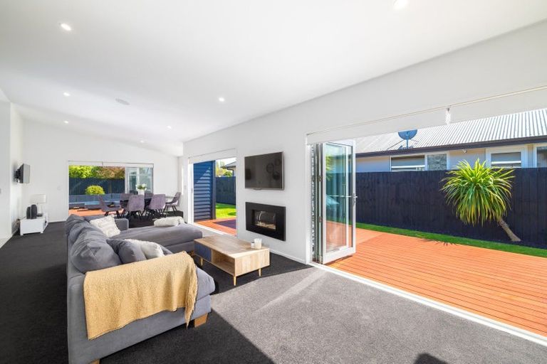 Photo of property in 115 Metehau Street, Marshland, Christchurch, 8083