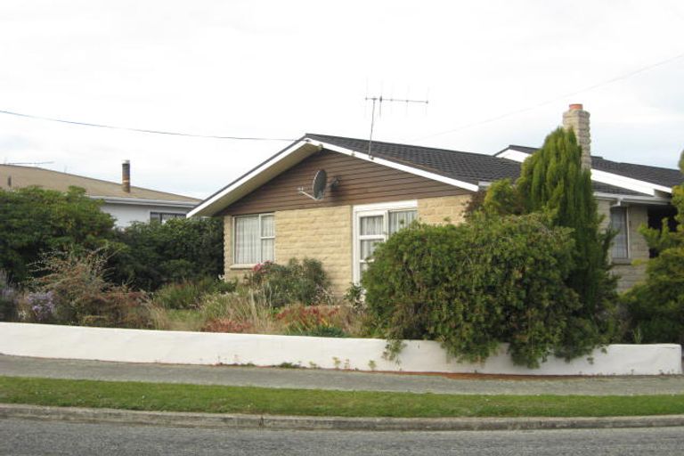 Photo of property in 25 Glendale Crescent, Holmes Hill, Oamaru, 9401