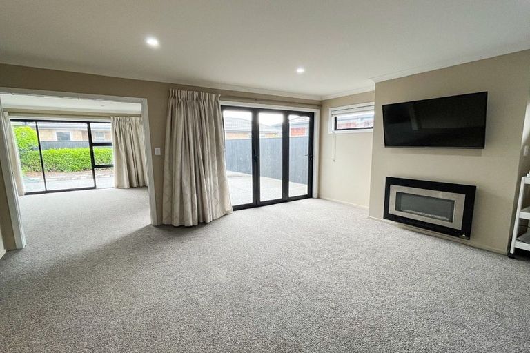 Photo of property in 23 Josephine Crescent, Aidanfield, Christchurch, 8025