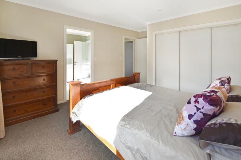Photo of property in 95 Bledisloe Street, Kurow, 9435