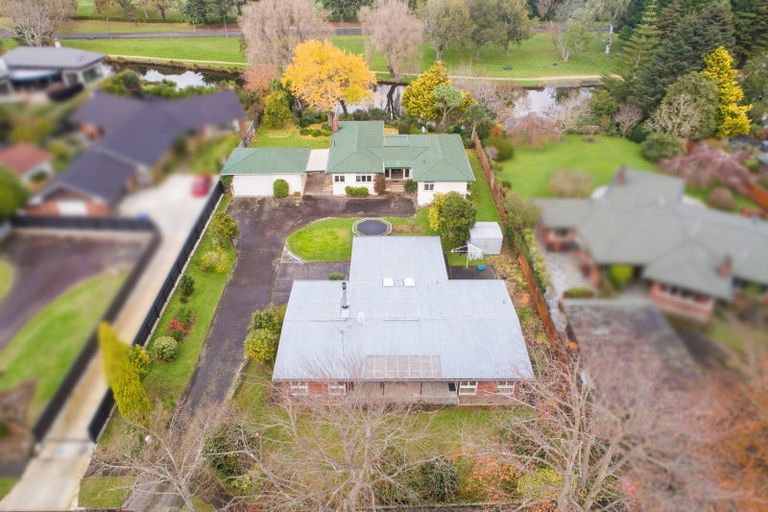 Photo of property in 35 Montgomery Terrace, Hokowhitu, Palmerston North, 4410