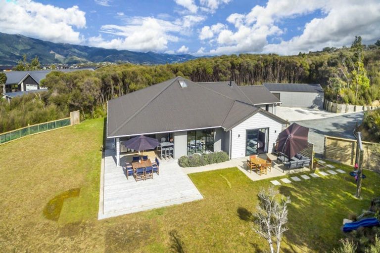 Photo of property in 285 Fairview Drive, Akatarawa, Upper Hutt, 5372