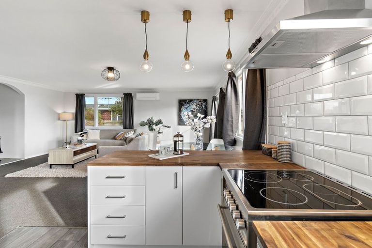 Photo of property in 336 Waterloo Road, Islington, Christchurch, 8042