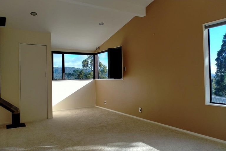 Photo of property in 154 Carter Road, Oratia, Auckland, 0604