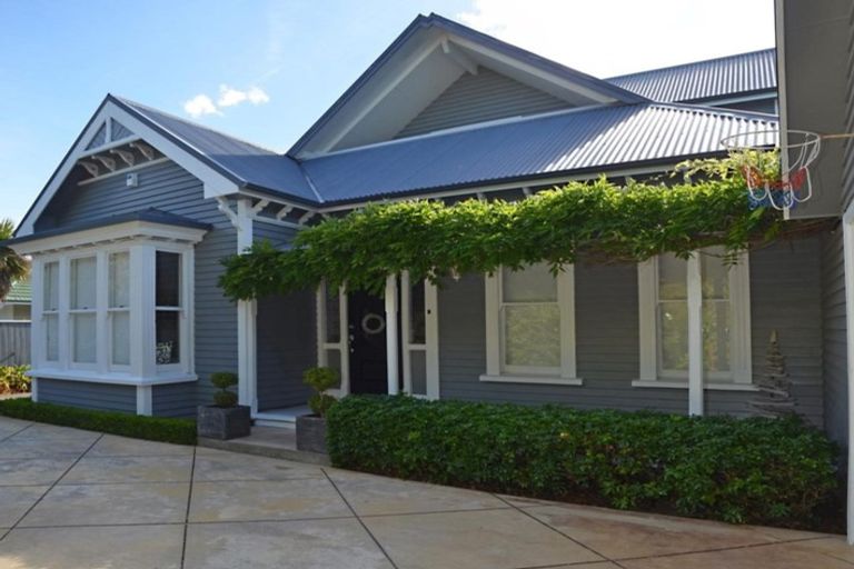 Photo of property in 45 Norwood Street, Beckenham, Christchurch, 8023