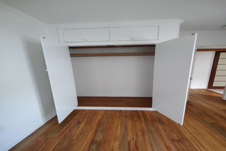 Photo of property in 32 Monarch Avenue, Hillcrest, Auckland, 0627