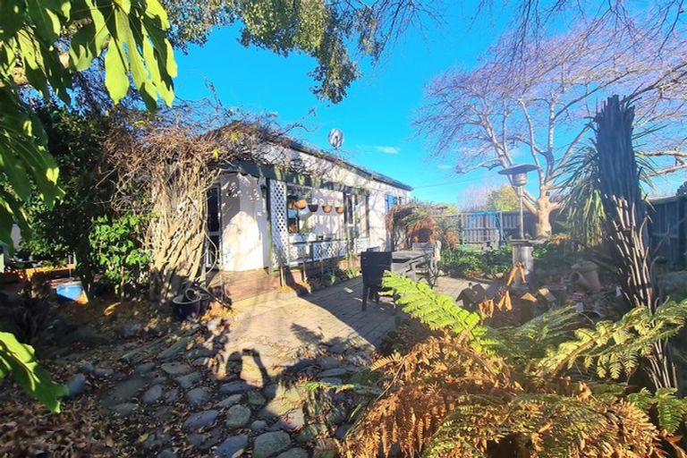 Photo of property in 78 Englefield Road, Northwood, Christchurch, 8051