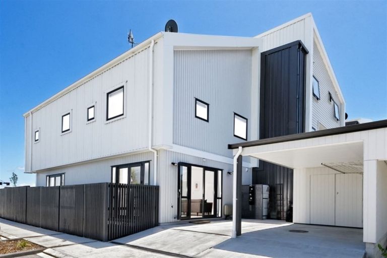 Photo of property in 106 Squadron Drive, Hobsonville, Auckland, 0616