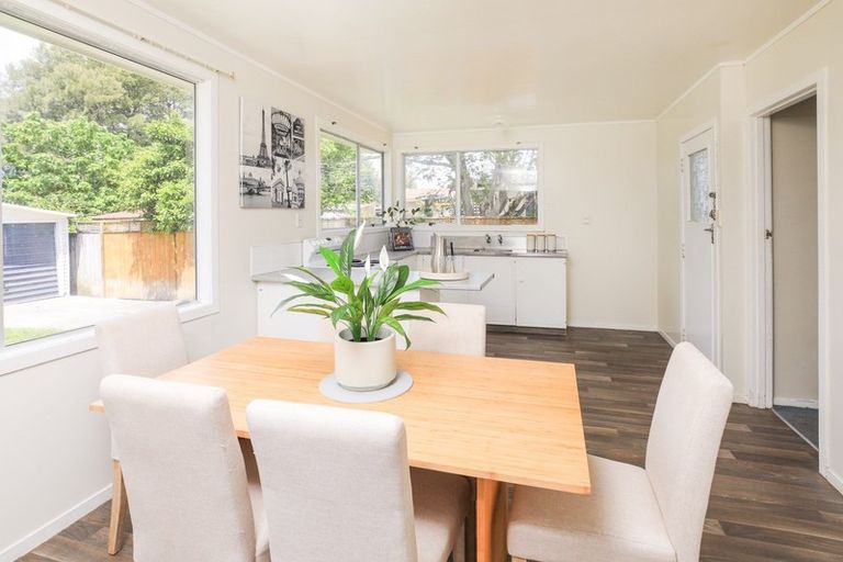 Photo of property in 14 Coventry Road, Melville, Hamilton, 3206