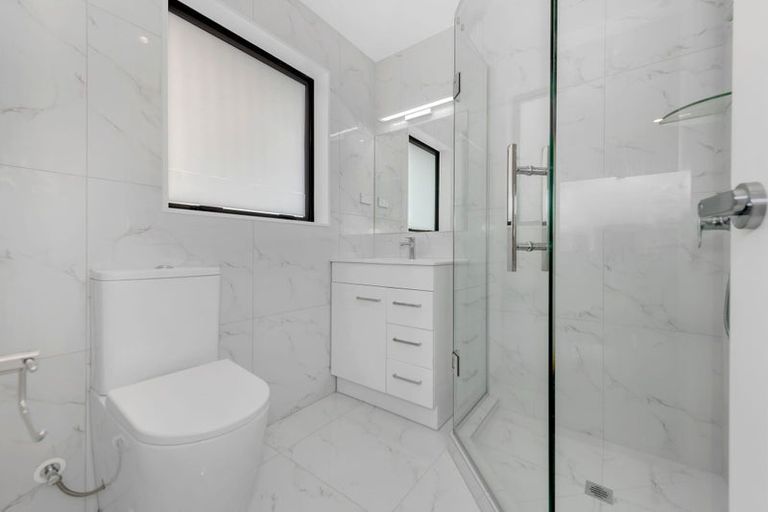 Photo of property in 76 Donegal Park Drive, Flat Bush, Auckland, 2019