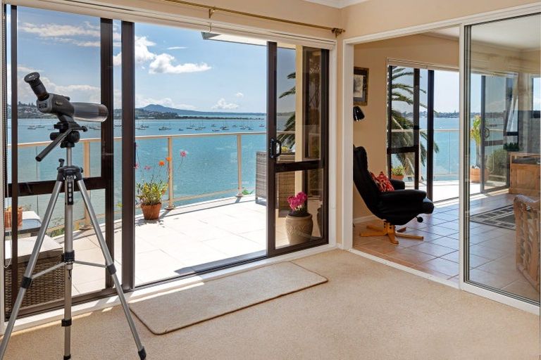 Photo of property in 8 Lilford Place, Half Moon Bay, Auckland, 2012
