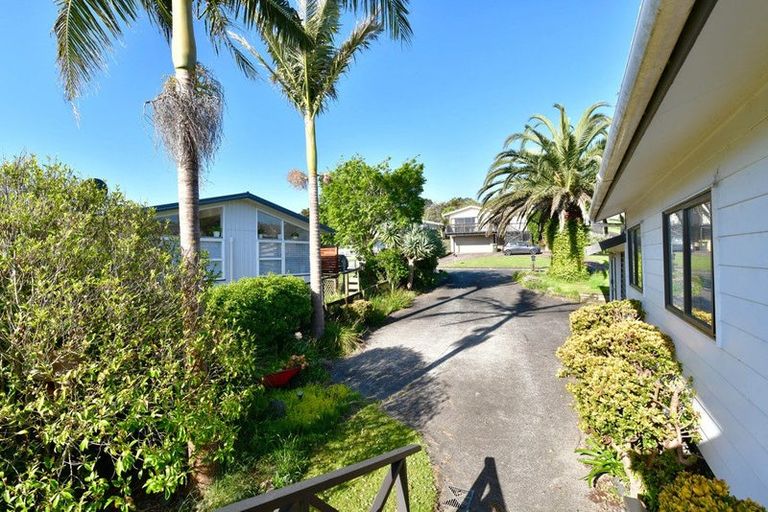 Photo of property in 5 Kaipara Crescent, Helensville, 0800