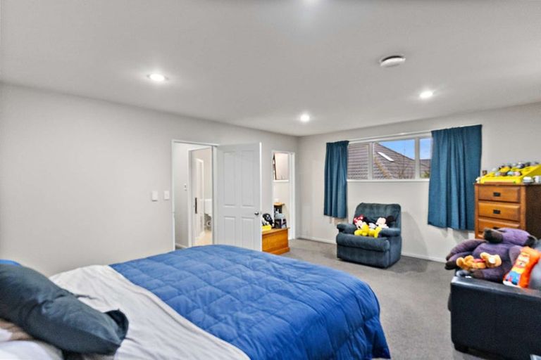 Photo of property in 56 Blue Gum Place, New Brighton, Christchurch, 8083