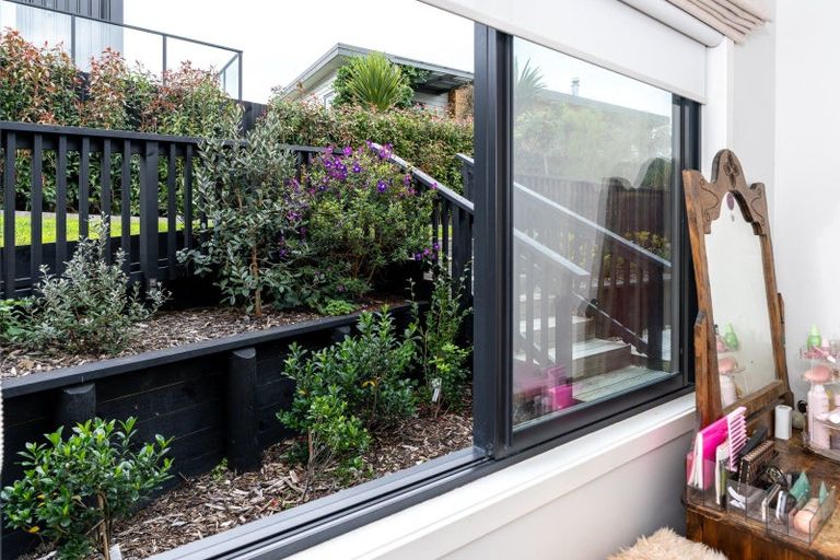 Photo of property in 31 Omahina Street, Raglan, 3225
