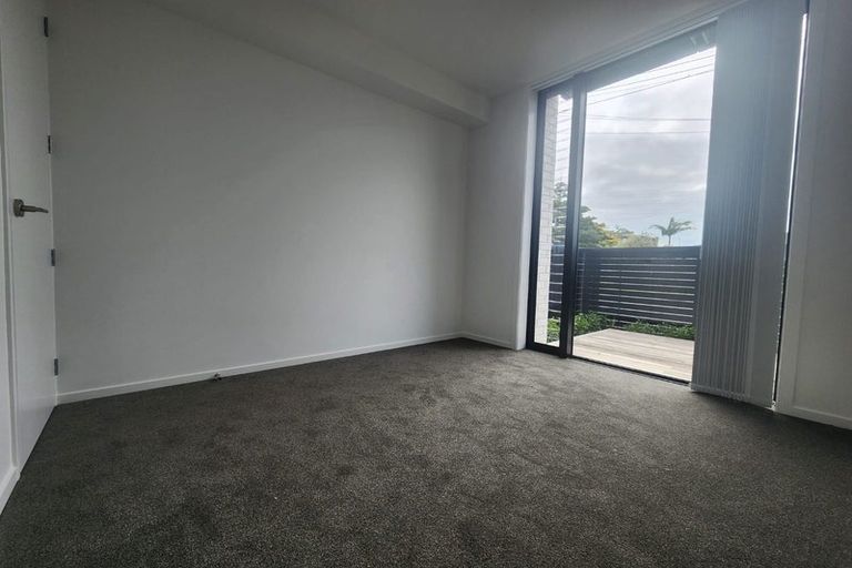 Photo of property in 15 Tiraumea Drive, Pakuranga, Auckland, 2010