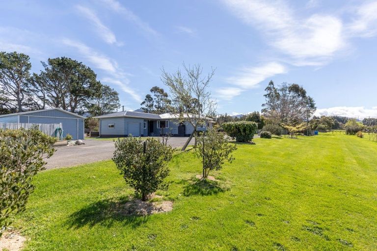 Photo of property in 1827 State Highway 2, Kiriwhakapapa, Masterton, 5881