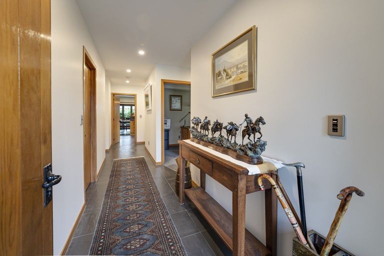 Photo of property in 5 Castalia Drive, Lake Hayes, Queenstown, 9304