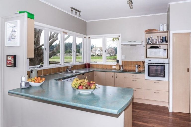 Photo of property in 15 Brian Wood Lane, Karaka, Papakura, 2580