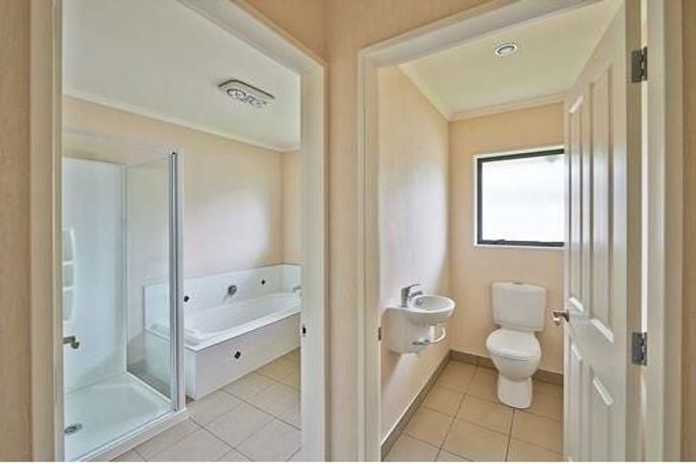 Photo of property in 157 Pacific Drive, Fitzherbert, Palmerston North, 4410