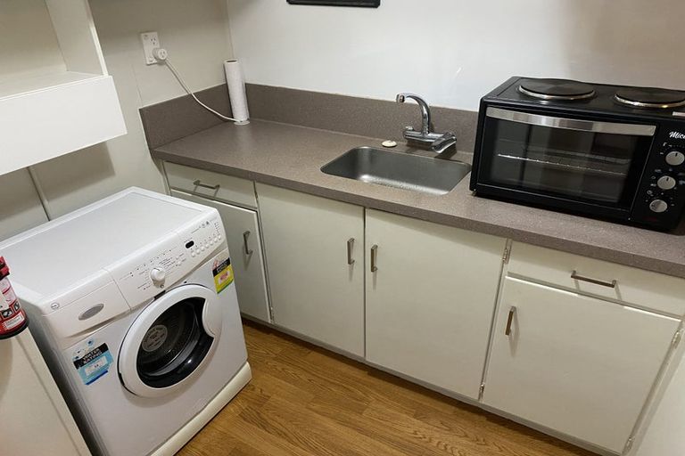 Photo of property in 70 Homebush Road, Khandallah, Wellington, 6035