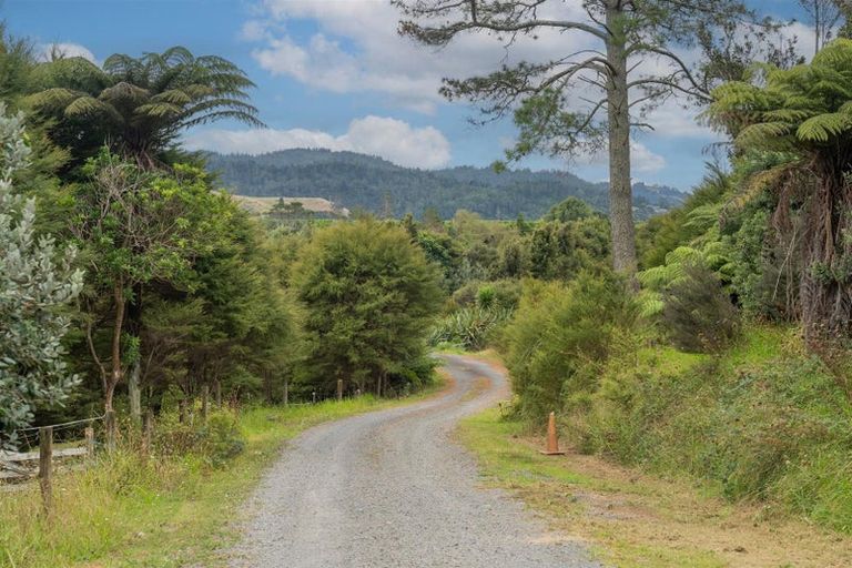 Photo of property in 896a Hikuai Settlement Road, Pauanui, Hikuai, 3579