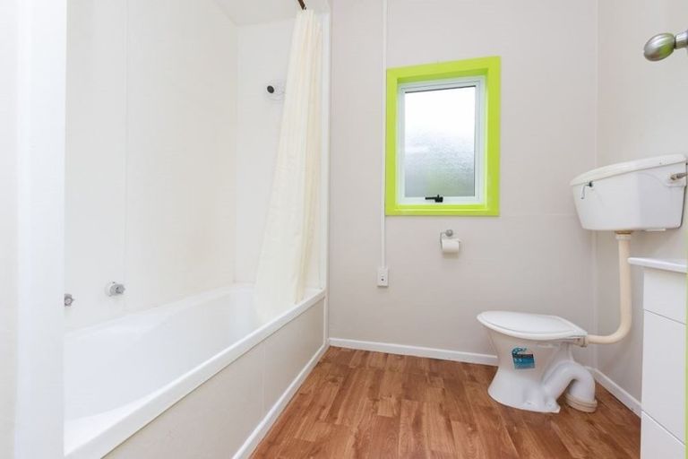 Photo of property in 1 Balloch Street, Fairfield, Hamilton, 3214