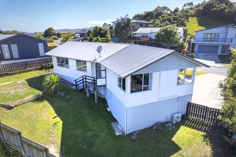 Photo of property in 9 The Bollard, Whitby, Porirua, 5024