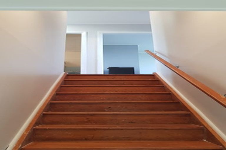 Photo of property in 20-22 Sievers Grove, Cannons Creek, Porirua, 5024