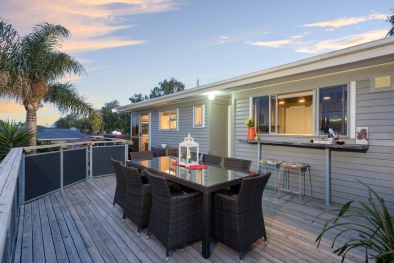 Photo of property in 2 Ngahere Street, Otumoetai, Tauranga, 3110
