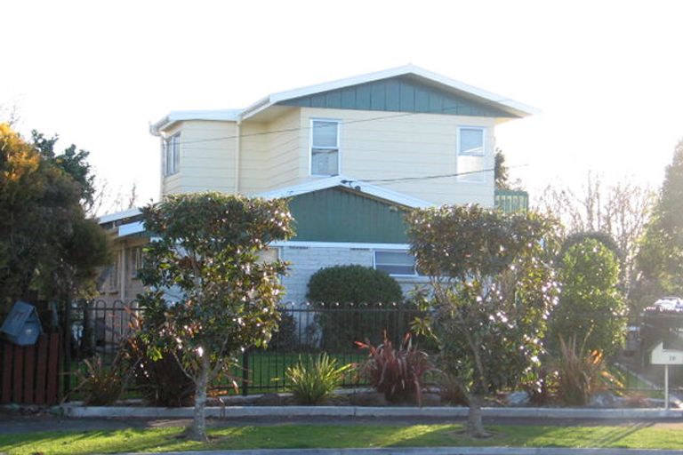 Photo of property in 19 Paulette Place, Queenwood, Hamilton, 3210