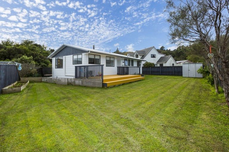 Photo of property in 44 Lord Street, Stokes Valley, Lower Hutt, 5019