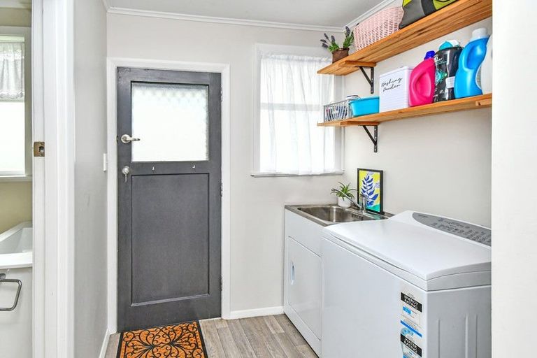 Photo of property in 67 Arimu Road, Papakura, 2110